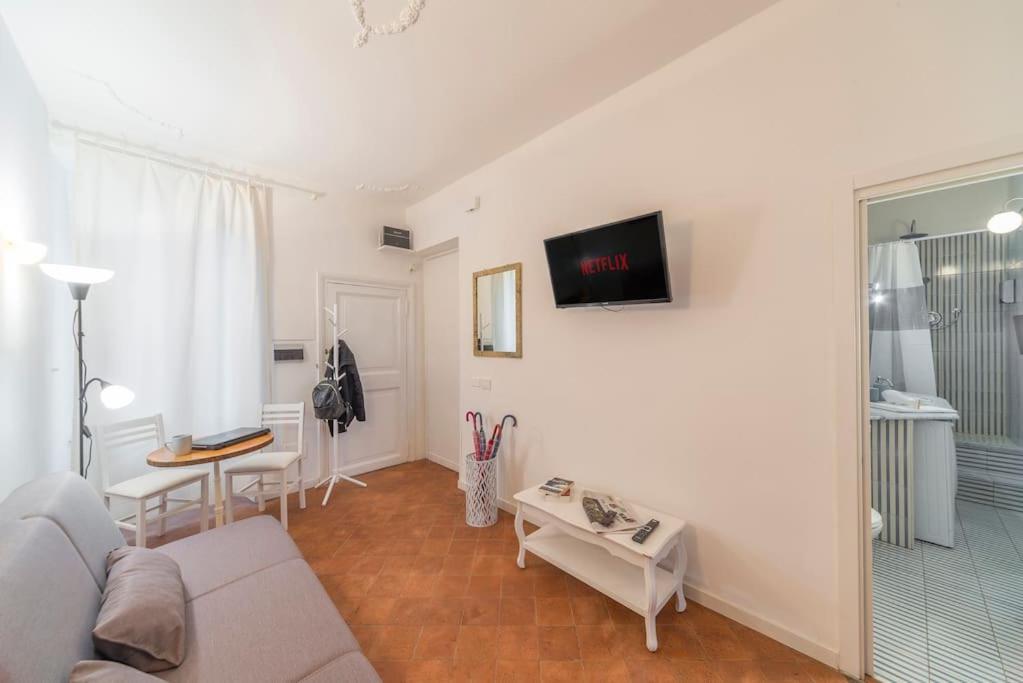 Trevi Domus Avignonesi Apartman Róma Kültér fotó
